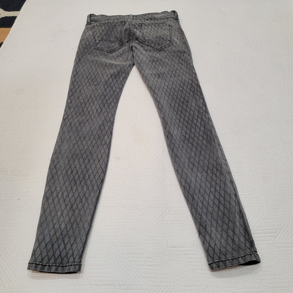 Current/Elliot the ankle skinny jeans- Gray fishnet. - Picture 11 of 15